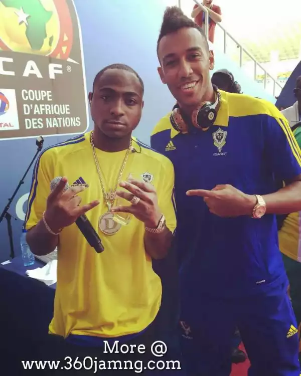 Davido Pictured With Aubameyang At AFCON